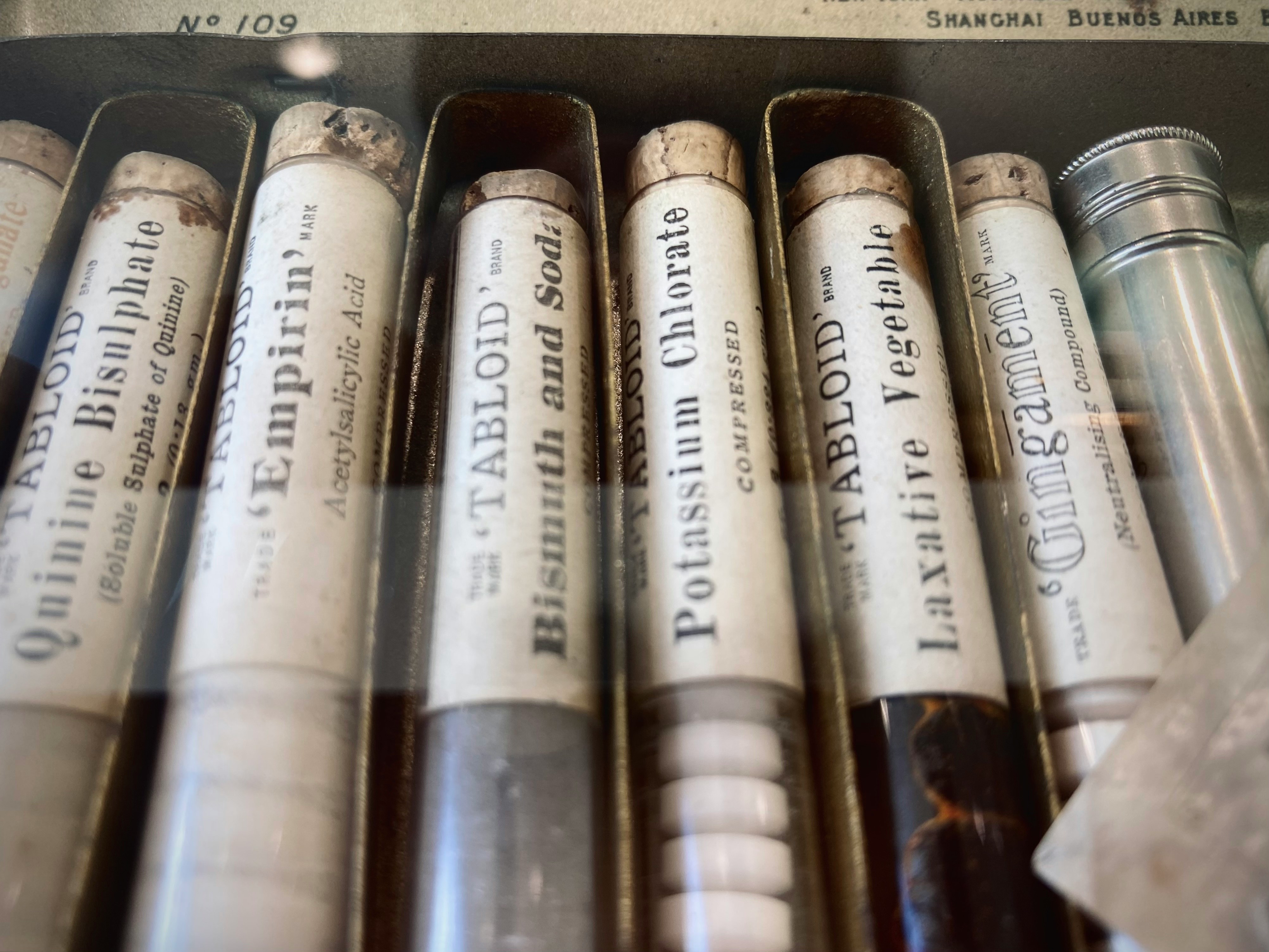 Homéopathie uniciste quantique